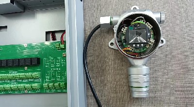 儀器通過4-20mA信號與氣體報警控制器 MIC3000接線操作視頻